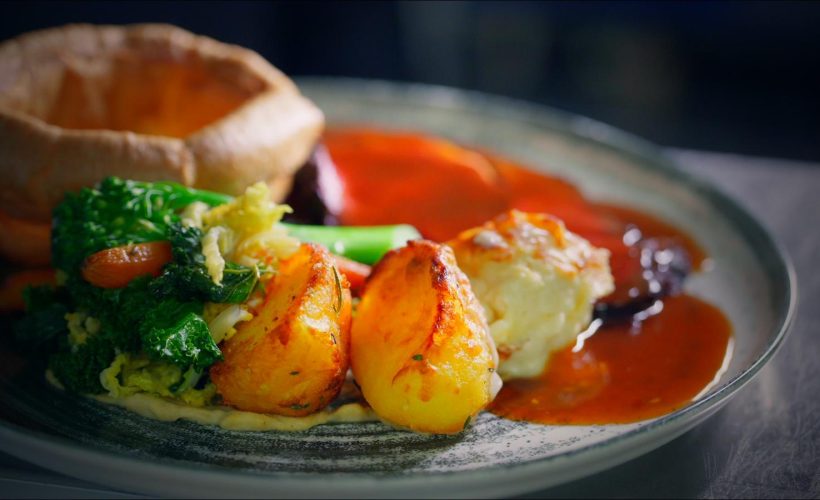 Sunday Roast at Charlie Brown's Hale 5